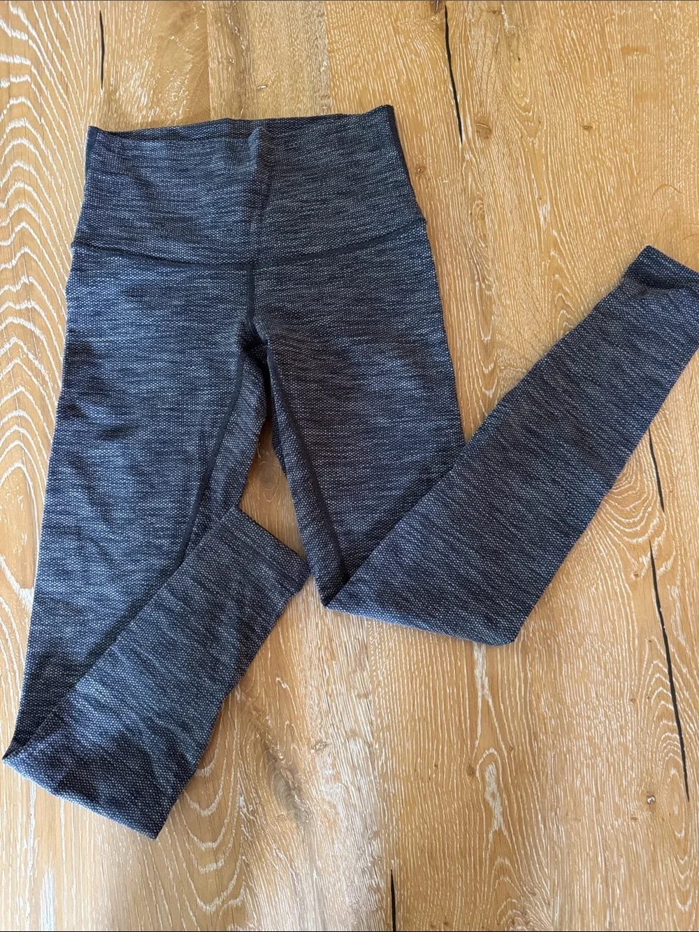 Women’s Lululemon Heathered Gray Leggings
